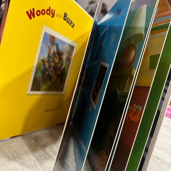 𐙚⋆˚✿˖° Meet the Gang Board Book 𐙚⋆˚✿˖° - Picture 10 of 10